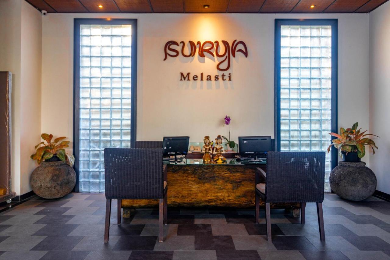 Surya Melasti Exclusive Beach Villa By Sajiwa Унгасан Экстерьер фото