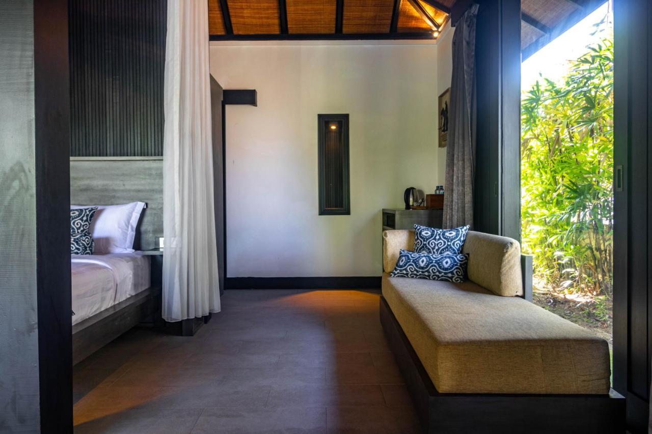 Surya Melasti Exclusive Beach Villa By Sajiwa Унгасан Экстерьер фото