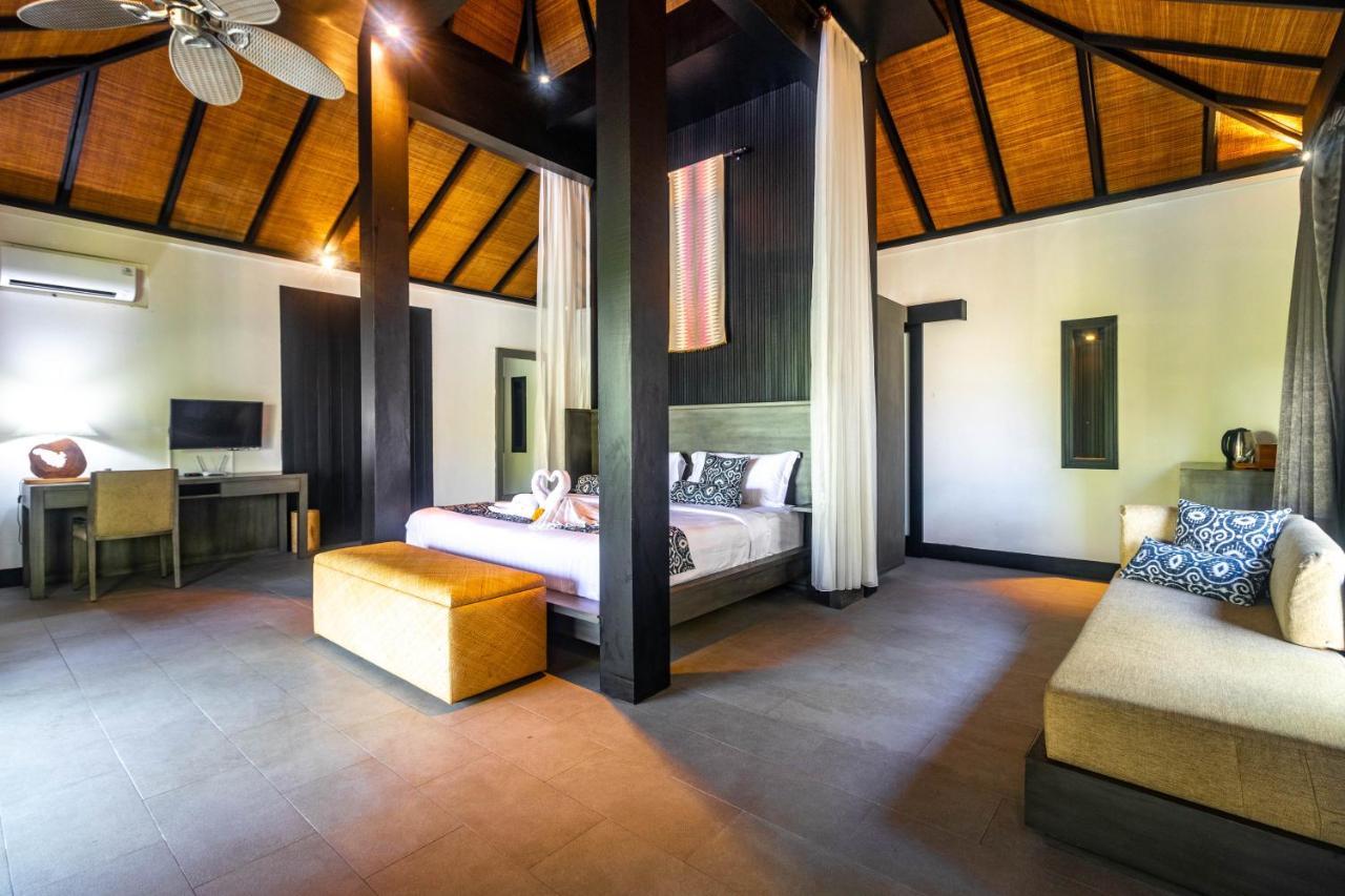 Surya Melasti Exclusive Beach Villa By Sajiwa Унгасан Экстерьер фото