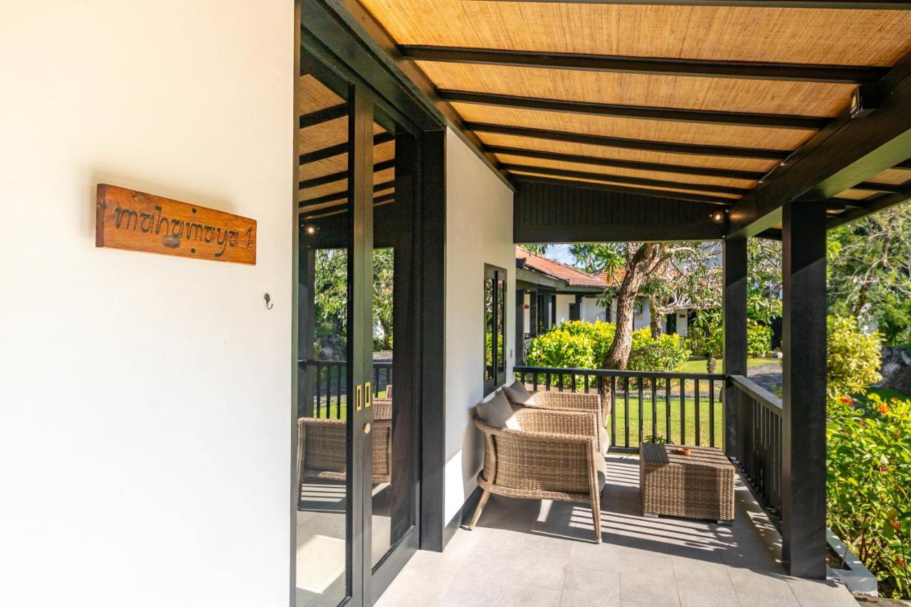 Surya Melasti Exclusive Beach Villa By Sajiwa Унгасан Экстерьер фото